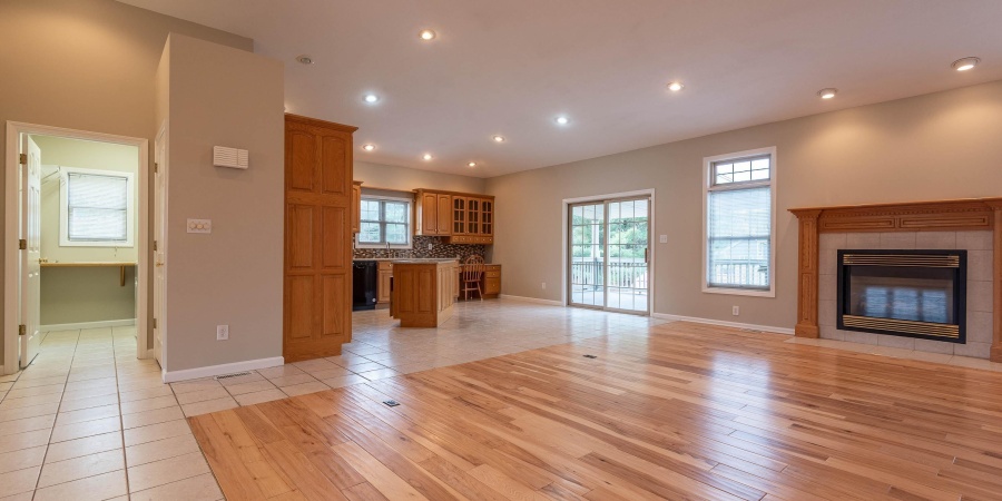 5600 S Ornamental Drive, Bloomington, Indiana 47401-9302,MLS,202549218