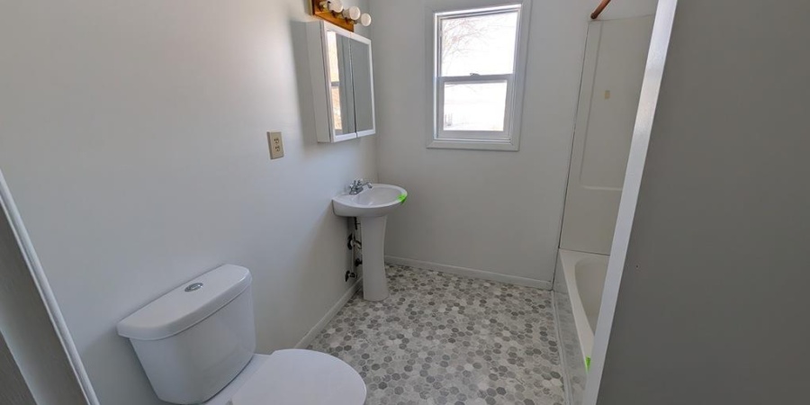 450 W Douglas Street, Martinsville, Indiana 46151-1005,MLS,202549226