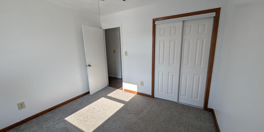 450 W Douglas Street, Martinsville, Indiana 46151-1005,MLS,202549226