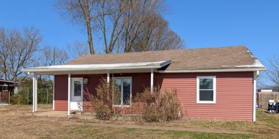 450 W Douglas Street, Martinsville, Indiana 46151-1005,MLS,202549226