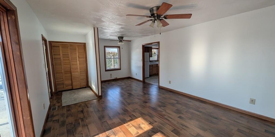 450 W Douglas Street, Martinsville, Indiana 46151-1005,MLS,202549226