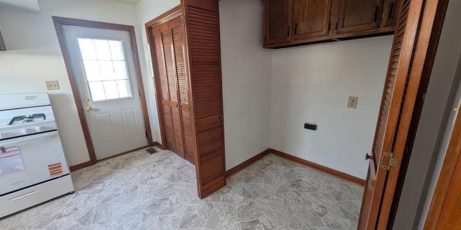 450 W Douglas Street, Martinsville, Indiana 46151-1005,MLS,202549226