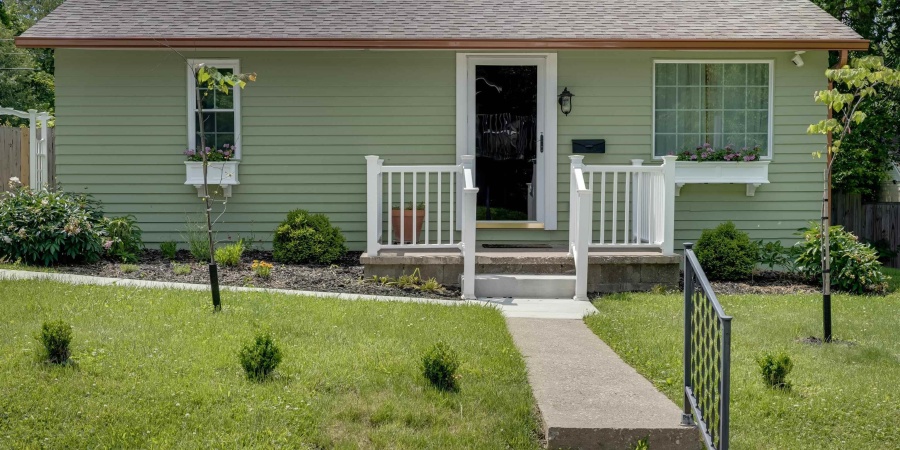 1202 S Fess Avenue, Bloomington, Indiana 47401,MLS,202549227