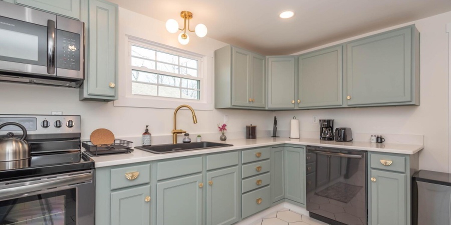 1202 S Fess Avenue, Bloomington, Indiana 47401,MLS,202549227