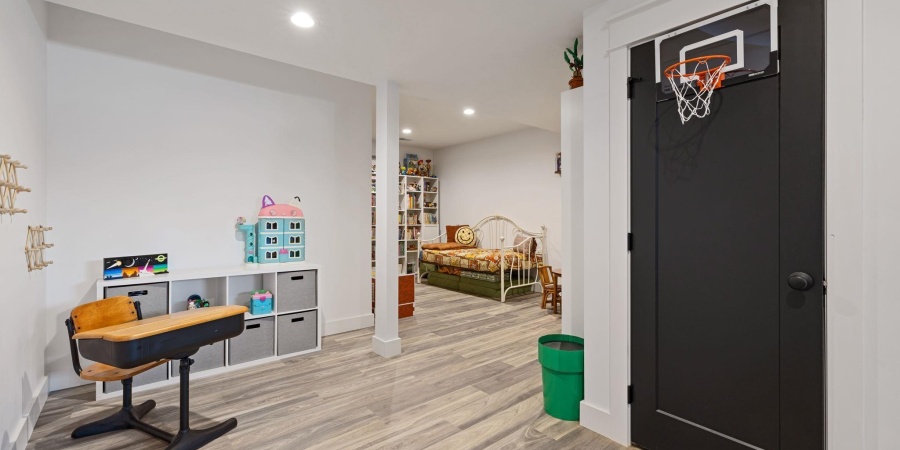 4625 N Calumet Court, Bloomington, Indiana 47404,MLS,202549245