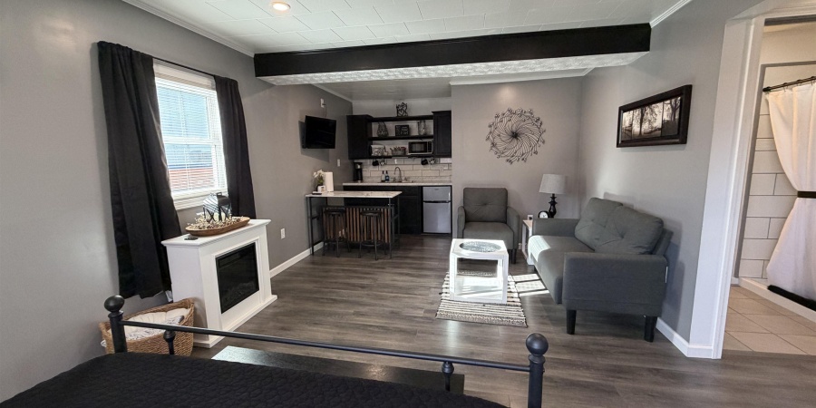 88 SE 1st Street, Linton, Indiana 47441,MLS,202549329