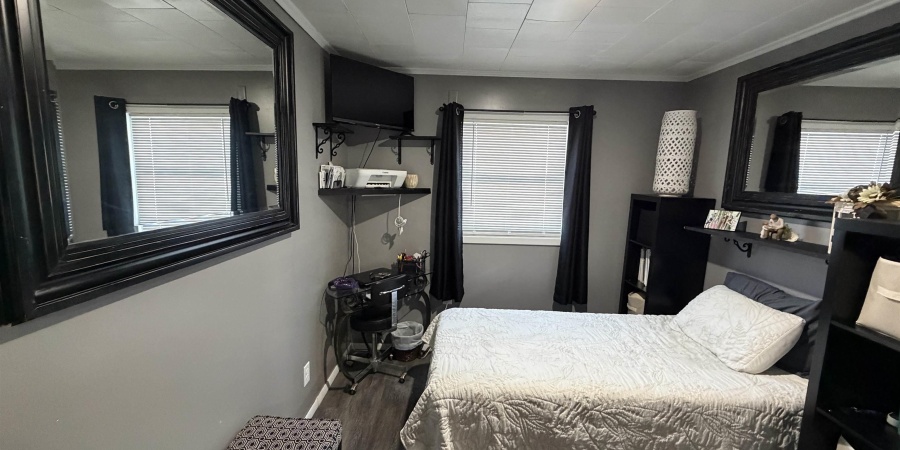 88 SE 1st Street, Linton, Indiana 47441,MLS,202549329