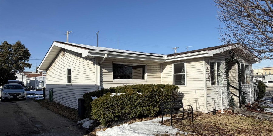 88 SE 1st Street, Linton, Indiana 47441,MLS,202549329