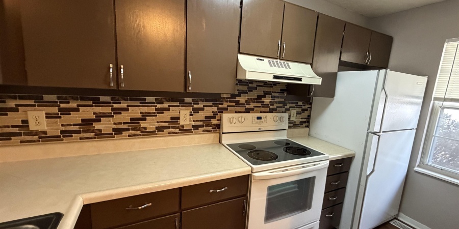 2436 S Burberry Lane, Bloomington, Indiana 47401-4522,MLS,202549337