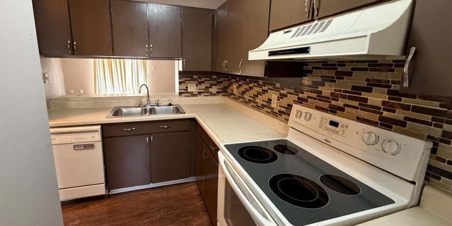 2436 S Burberry Lane, Bloomington, Indiana 47401-4522,MLS,202549337