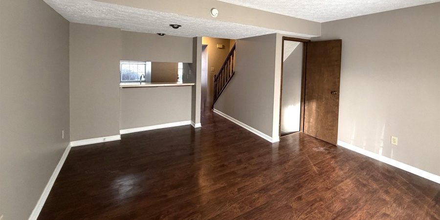 2436 S Burberry Lane, Bloomington, Indiana 47401-4522,MLS,202549337