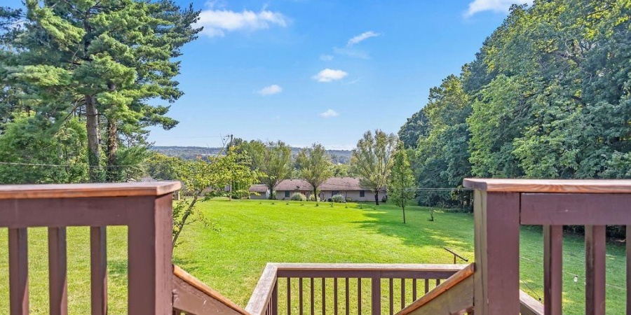 1744 parkview Drive, Bedford, Indiana 47421,MLS,202549414