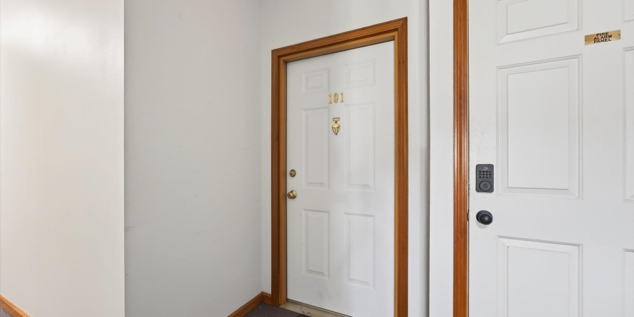 3705 E Barrington Drive, Bloomington, Indiana 47408,MLS,202549432