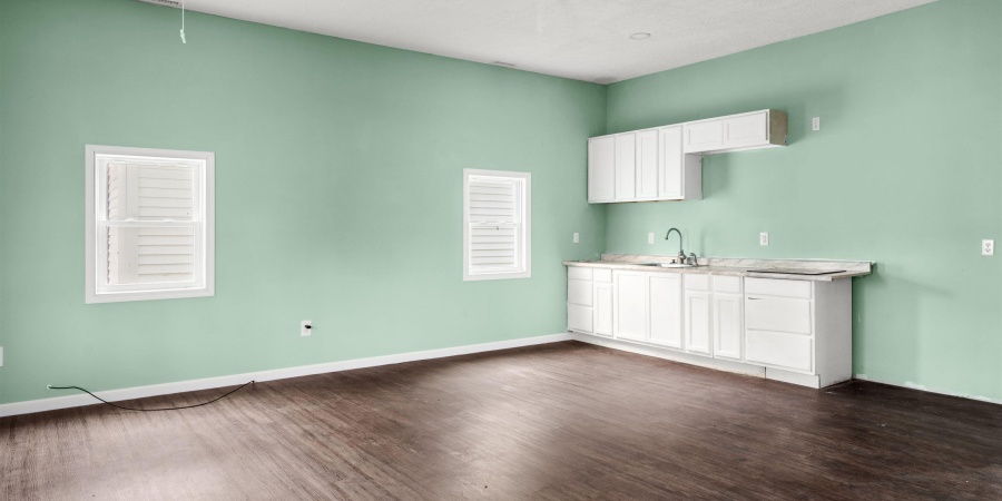 612 W Frank Street, Mitchell, Indiana 47446,MLS,202549468