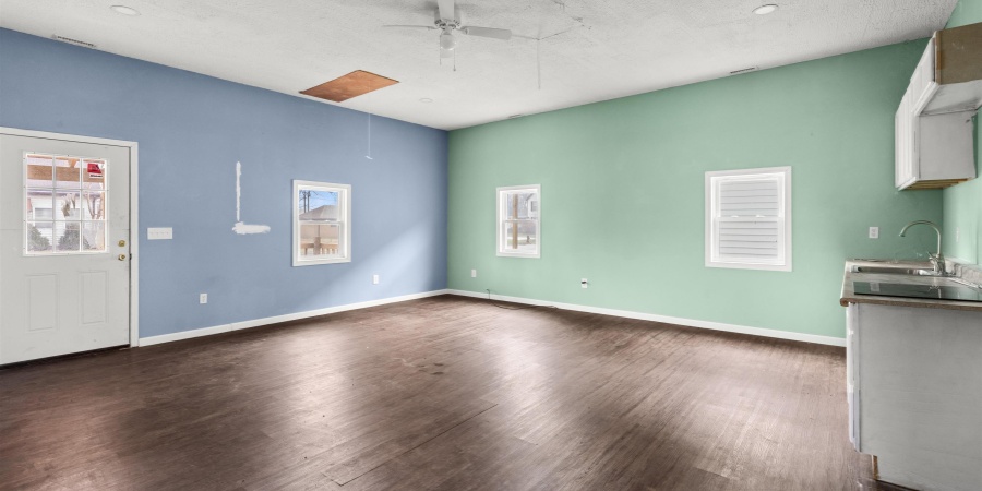 612 W Frank Street, Mitchell, Indiana 47446,MLS,202549468