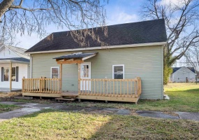 612 W Frank Street, Mitchell, Indiana 47446,MLS,202549468