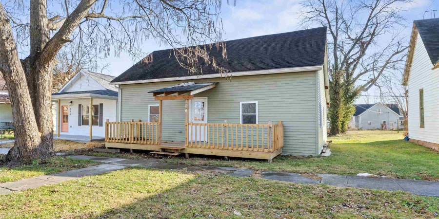 612 W Frank Street, Mitchell, Indiana 47446,MLS,202549468