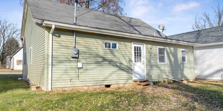 612 W Frank Street, Mitchell, Indiana 47446,MLS,202549468