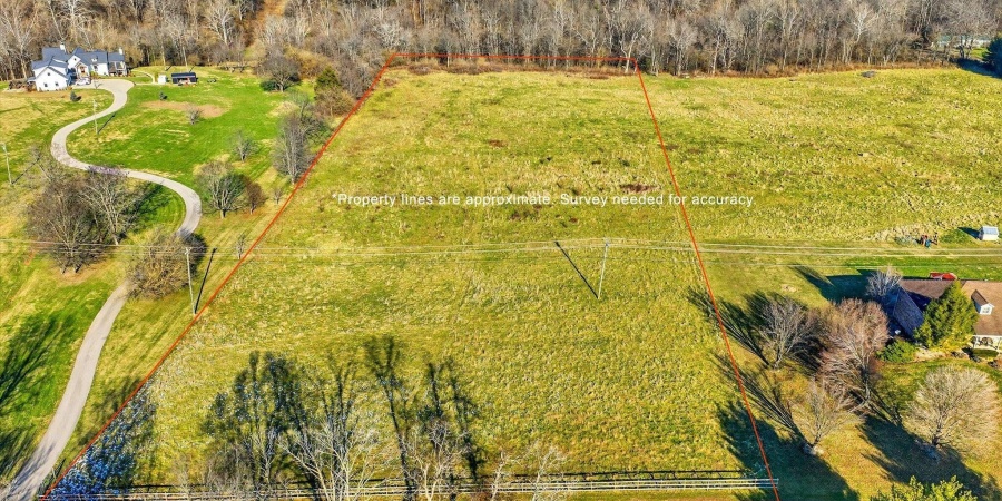 3530 W Maple Grove Road, Bloomington, Indiana 47404,MLS,202549484