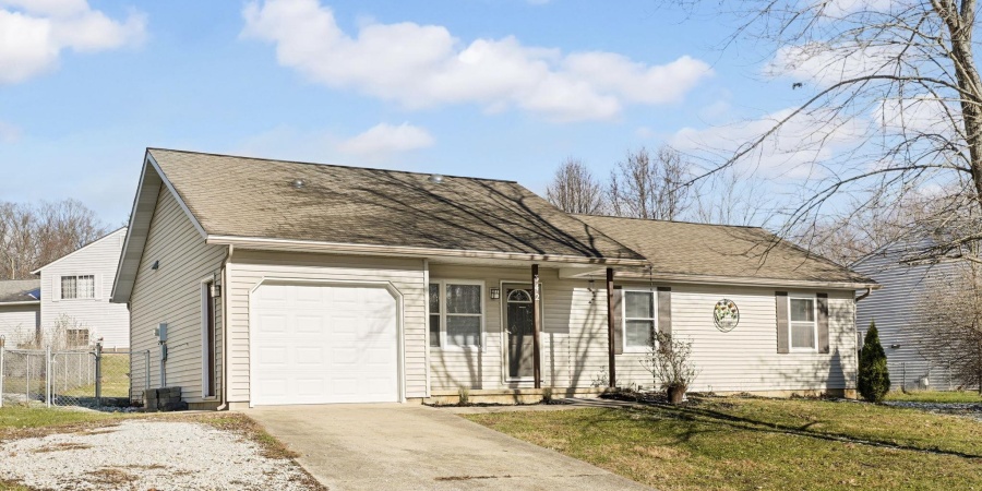 342 E Briarwood Lane, Ellettsville, Indiana 47429,MLS,202549494