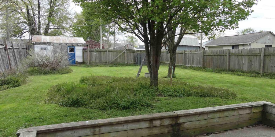 1010 W Warren Street, Mitchell, Indiana 47446,MLS,202549521