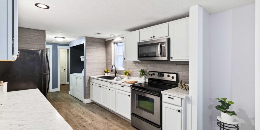 720 20th Street, Bedford, Indiana 47421,MLS,202549580