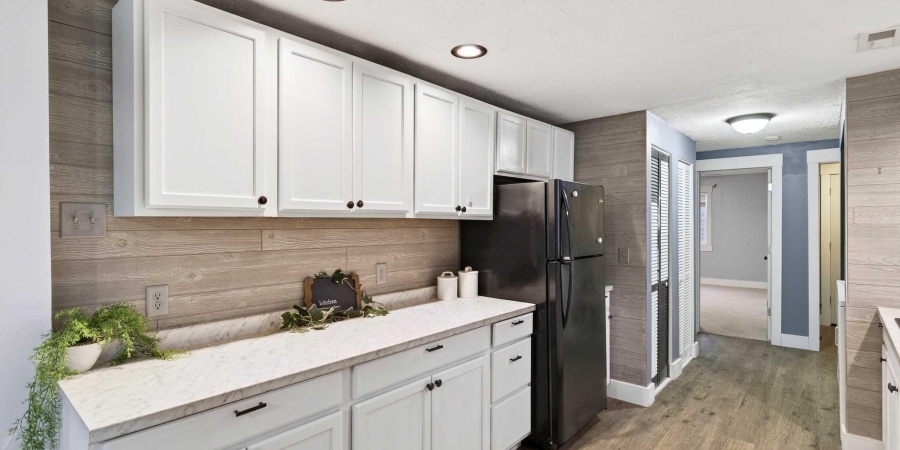 720 20th Street, Bedford, Indiana 47421,MLS,202549580