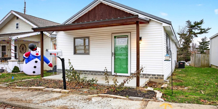 720 20th Street, Bedford, Indiana 47421,MLS,202549580