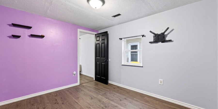 720 20th Street, Bedford, Indiana 47421,MLS,202549580