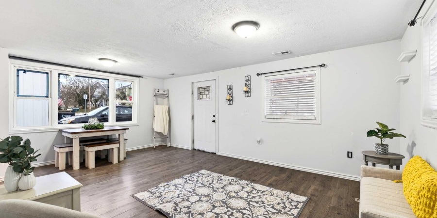 720 20th Street, Bedford, Indiana 47421,MLS,202549580