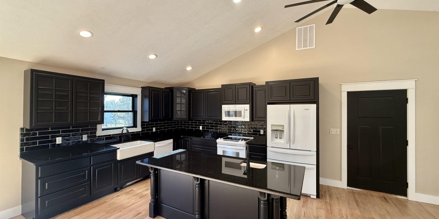 125 Bennett Road, Bedford, Indiana 47421,MLS,202549679