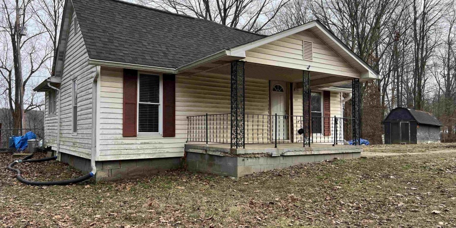 3823 E Boltinghouse Road, Bloomington, Indiana 47408,MLS,202549695