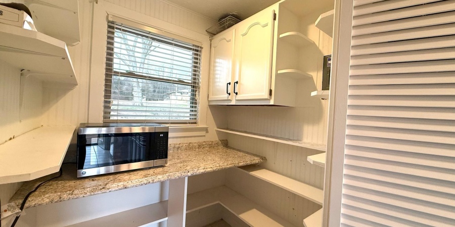 1120 Crawford B, Bedford, Indiana 47421,MLS,202549696