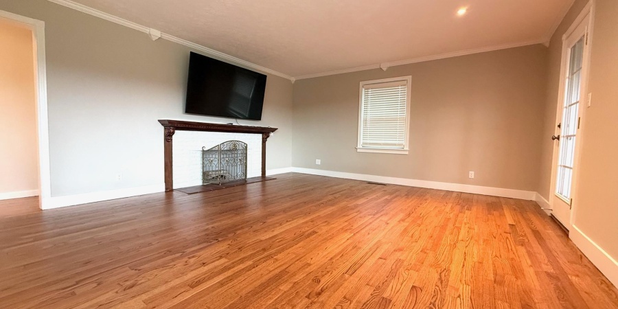 1120 Crawford B, Bedford, Indiana 47421,MLS,202549696