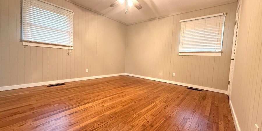 1120 Crawford B, Bedford, Indiana 47421,MLS,202549696