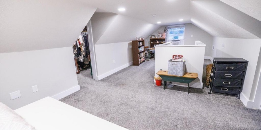 4826 N Love Lane, Bloomington, Indiana 47404,MLS,202549704