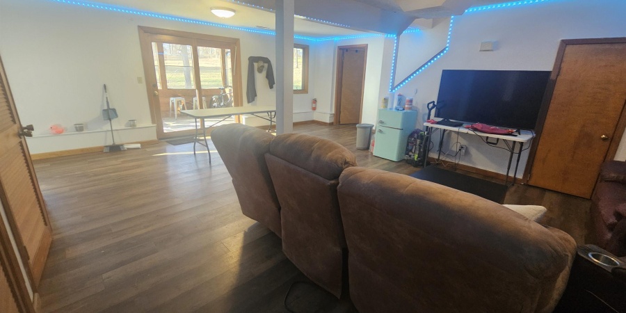 4035 N Hinkle Road, Bloomington, Indiana 47408,MLS,202549751