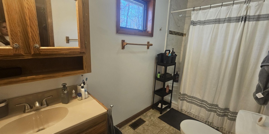 4035 N Hinkle Road, Bloomington, Indiana 47408,MLS,202549751