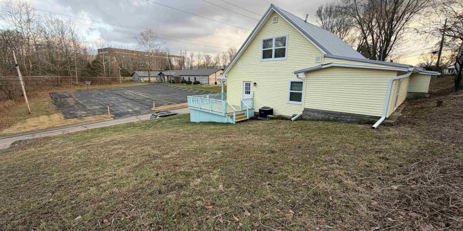 101 M Street, Bedford, Indiana 47421,MLS,202549748