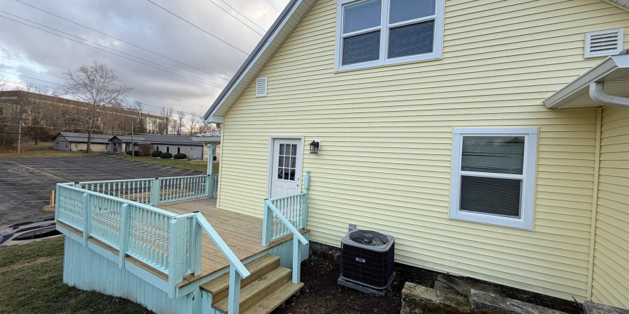 101 M Street, Bedford, Indiana 47421,MLS,202549748