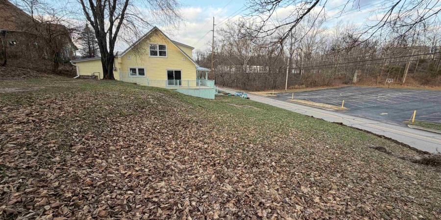 101 M Street, Bedford, Indiana 47421,MLS,202549748