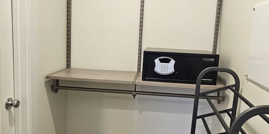 938 N Jackson Street, Bloomington, Indiana 47404,MLS,202600021