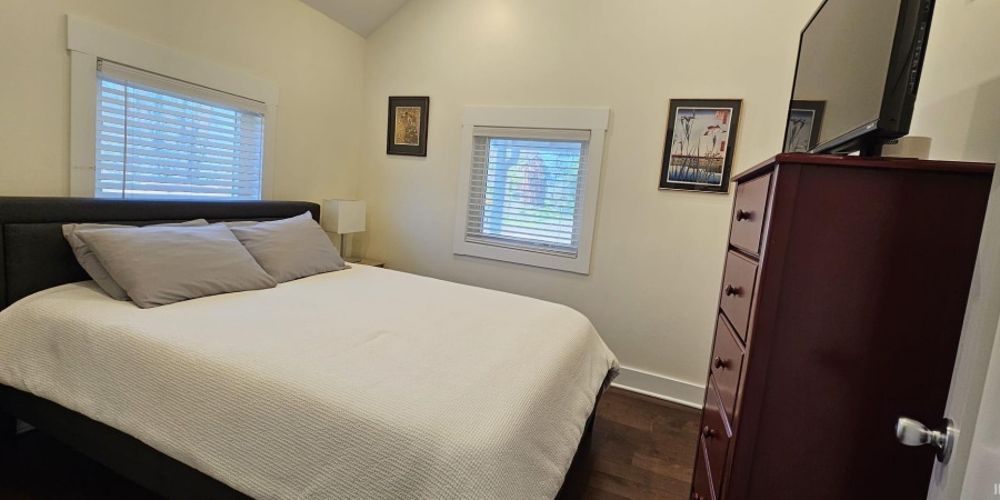 938 N Jackson Street, Bloomington, Indiana 47404,MLS,202600021