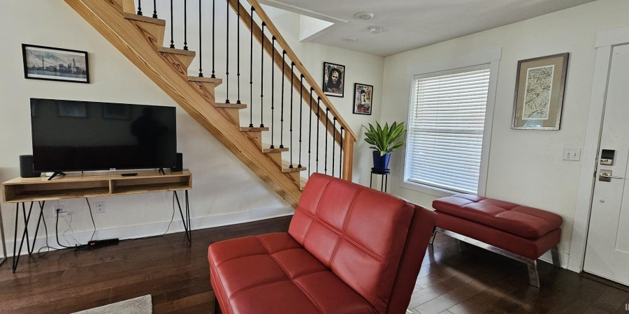 938 N Jackson Street, Bloomington, Indiana 47404,MLS,202600021