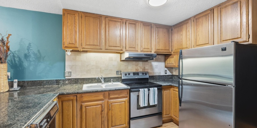 946 E Chambers Pike, Bloomington, Indiana 47408,MLS,202600055