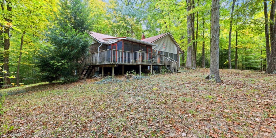 946 E Chambers Pike, Bloomington, Indiana 47408,MLS,202600055