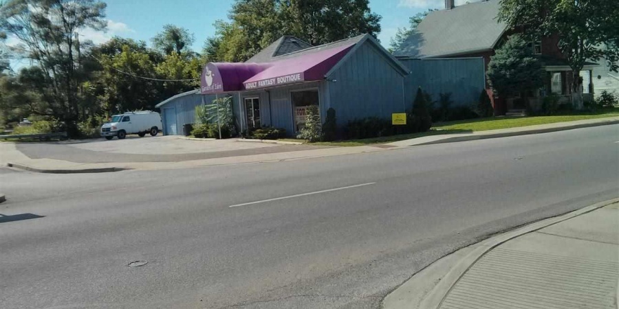 756 S Walnut Street, Bloomington, Indiana 47001,MLS,202600188