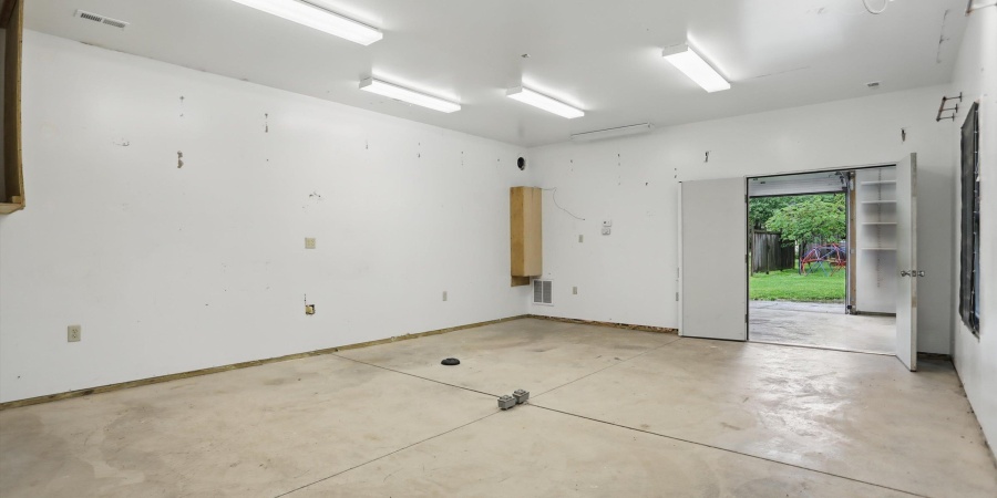 920 S Highland Avenue, Bloomington, Indiana 47401,MLS,202600218