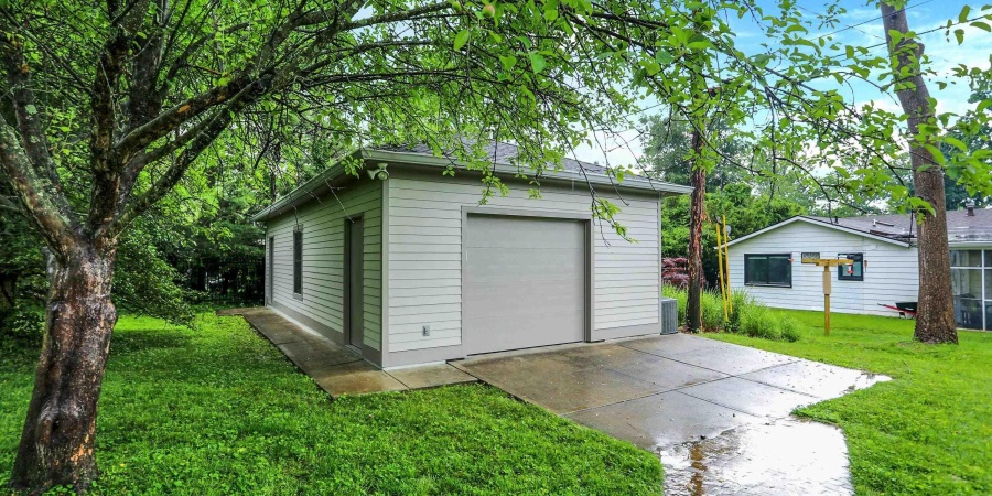 920 S Highland Avenue, Bloomington, Indiana 47401,MLS,202600218