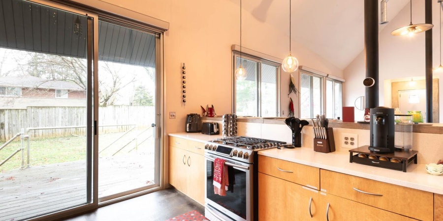 612 N Kerry Drive, Bloomington, Indiana 47408-2730,MLS,202600433